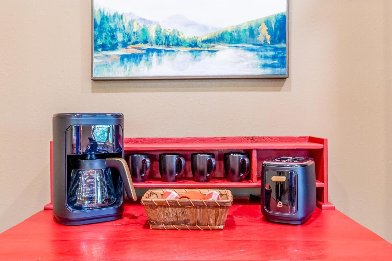 Cardinals Crest Apartment Glenville Bagian luar foto