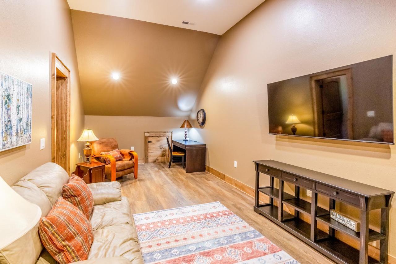 Cardinals Crest Apartment Glenville Bagian luar foto